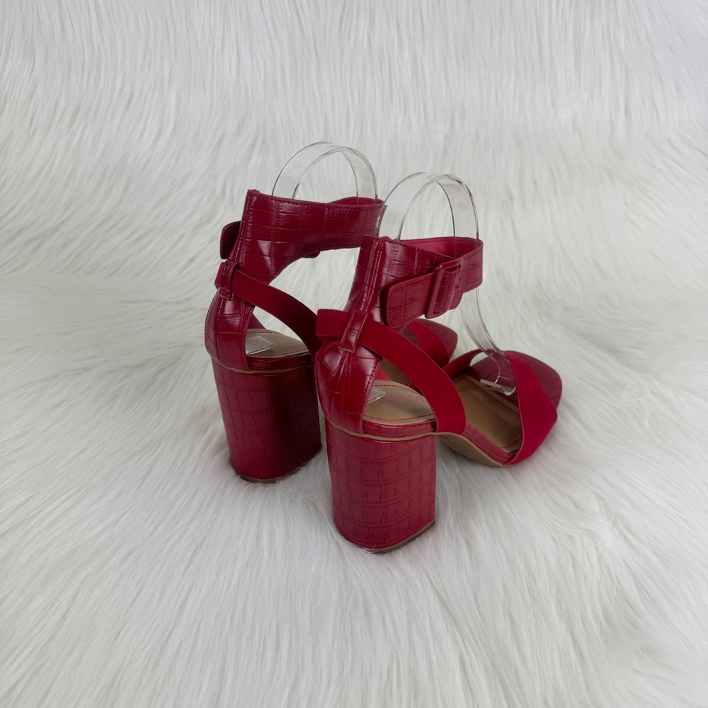 Women's Bamboo Red Milestone Croc Accent Ankle Strap Chunky Block Heel Sandals - Picture 10 of 11